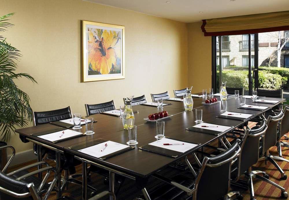 Delta Hotels By Marriott Cheshunt Broxbourne Exterior foto