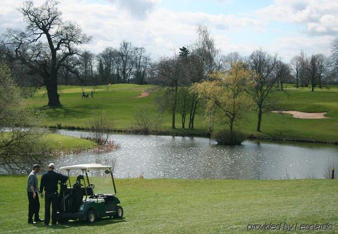 Delta Hotels By Marriott Cheshunt Broxbourne Instalações foto