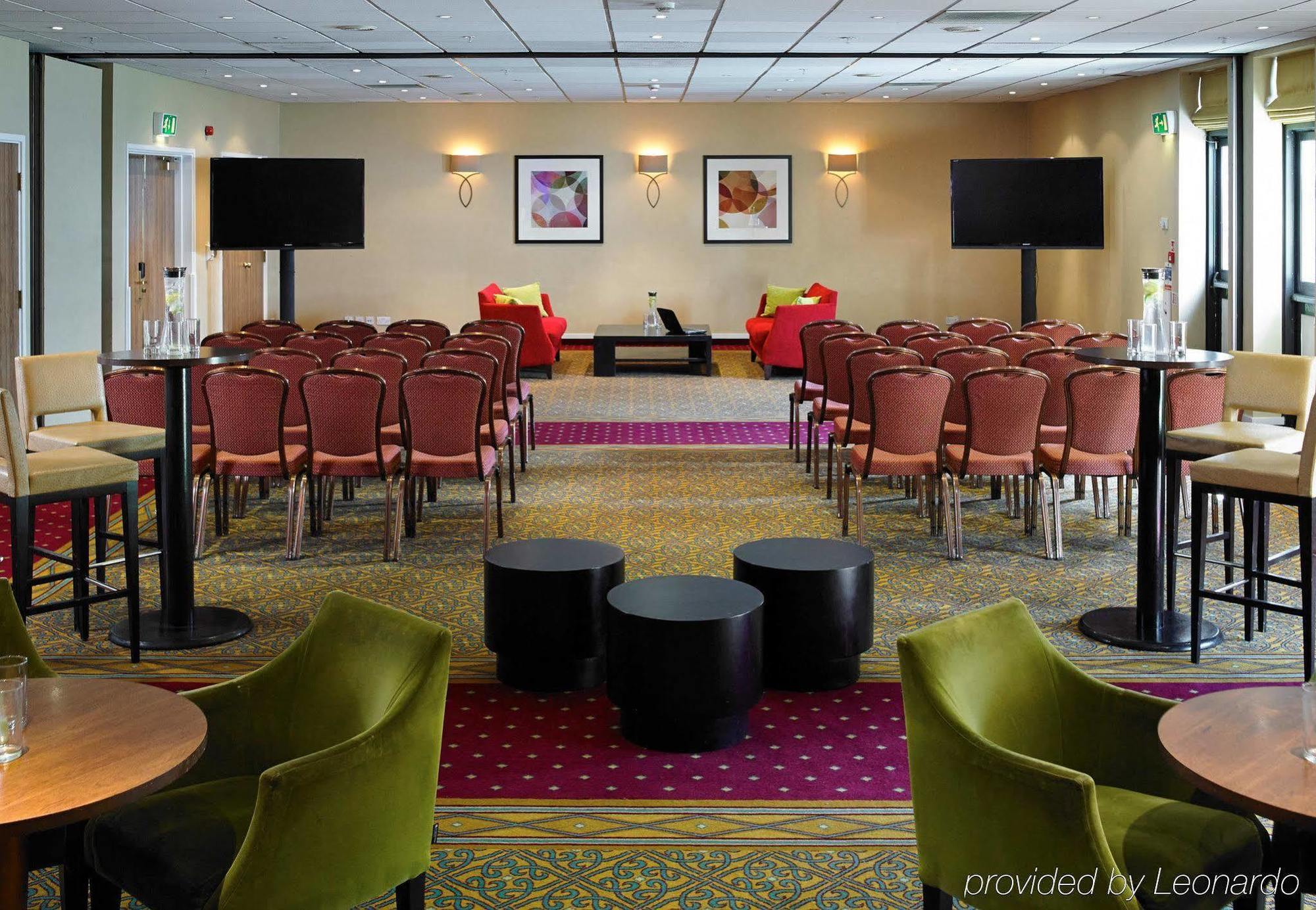 Delta Hotels By Marriott Cheshunt Broxbourne Exterior foto